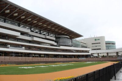 【画像】京都競馬場、プレオープンだったので行って来ましたわ～！